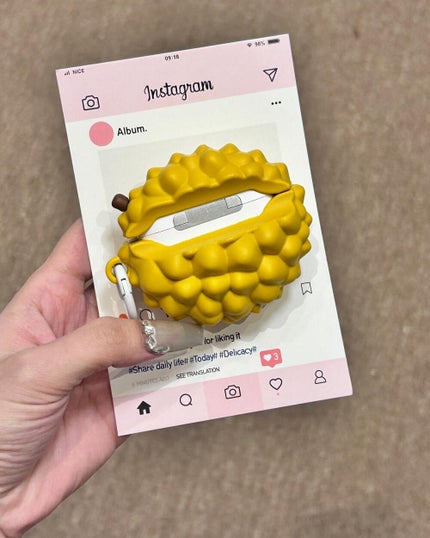 ケース大好きっ子 on LIPS 「リュウガンを食べるのが好きなキティちゃんはとてもかわいいですね..」(4枚目)