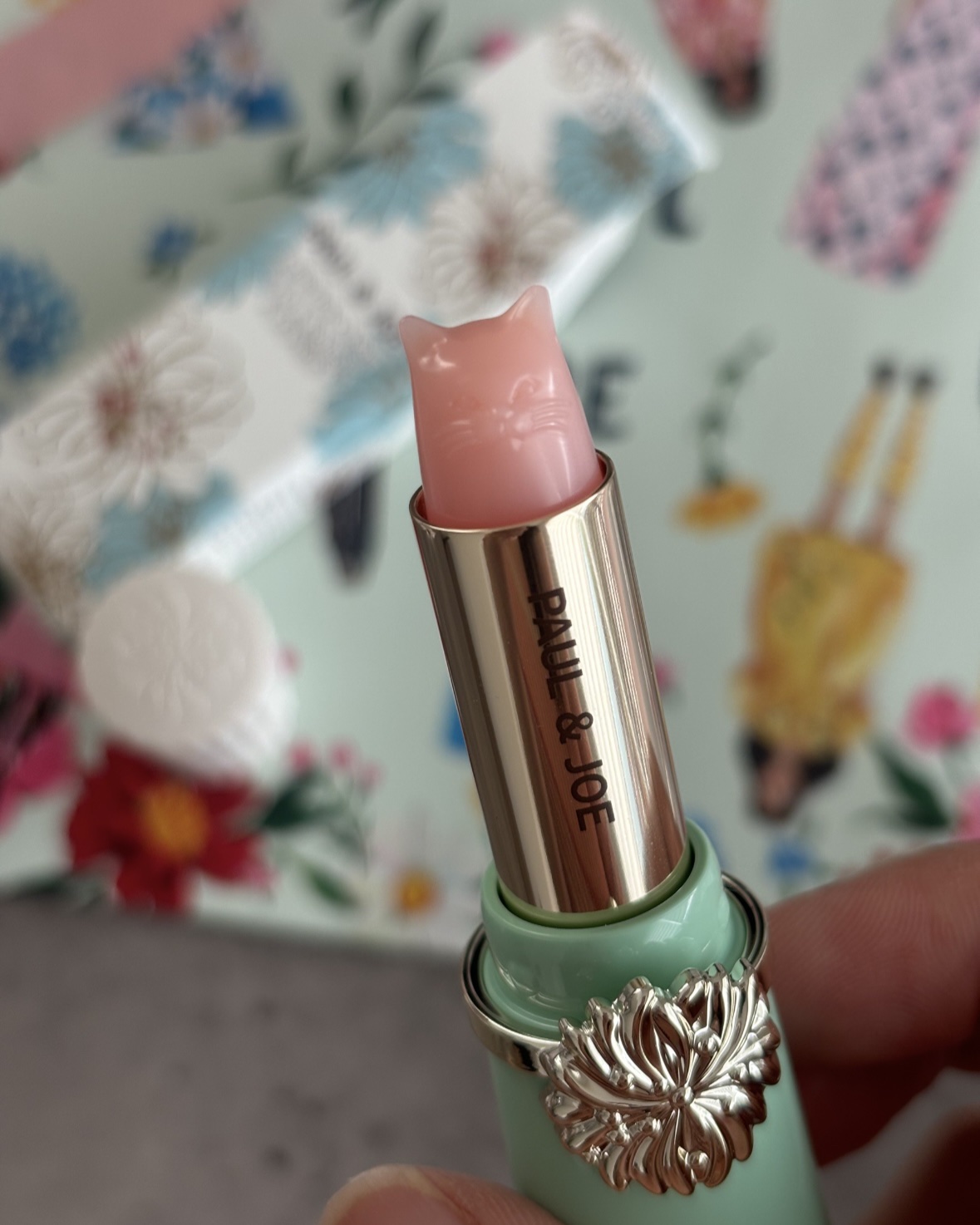 ＊参考画面＊　ポール ＆ ジョー 　 リップスティックケース　 N　01 Amazon.co.jp: ポール＆ジョー リップスティック ケース N01