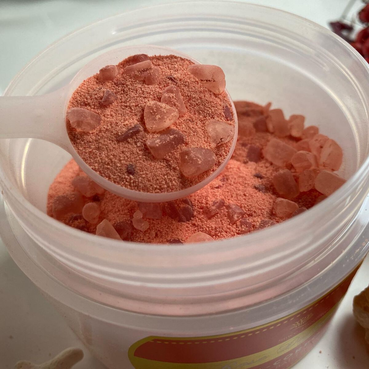 ミネラルバスパウダー ローズドゥフトボルケ/イルコルポ/入浴剤を使ったクチコミ（2枚目）