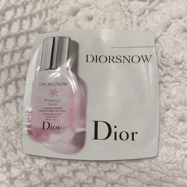 スノー パーフェクト ライト SPF25 - PA++/Dior/化粧下地を使ったクチコミ（2枚目）