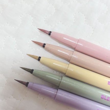 Mちゃん on LIPS 「【目元で遊ぶ春メイクにはコレ!✩︎⡱】🪞BLENDBERRY..」(4枚目)