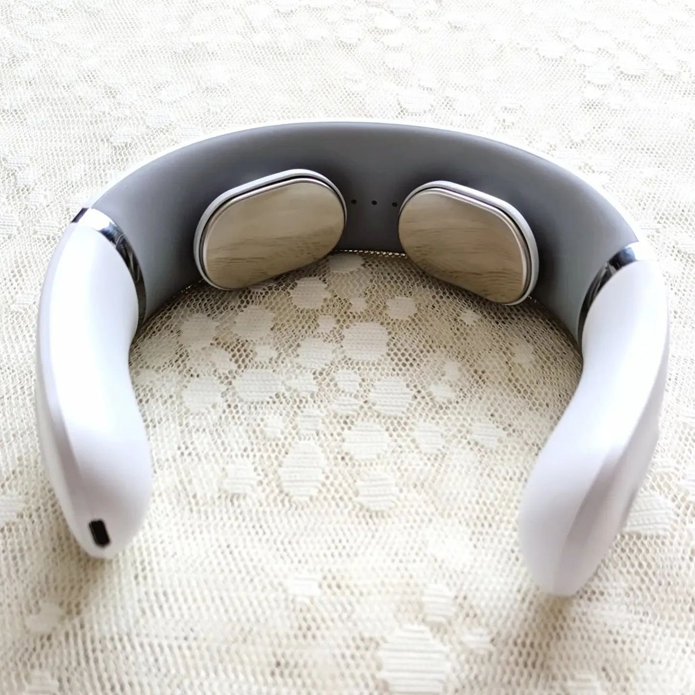 **Smiley** on LIPS 「ネックマッサージャーF2PULINOネックケアを使ってみました..」(3枚目)