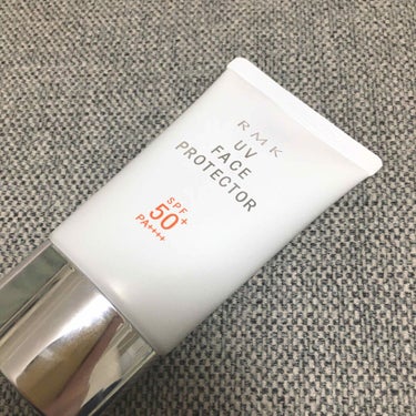 
RMK✨
UVフェイスプロテクター50
SPF50＋・PA＋＋＋＋
(日焼け止め用)

そろそろ紫外線が気になる時期になってきたので
日焼け止めの登場🙋‍♀️
こちらはファンデーションがヨレにくいので