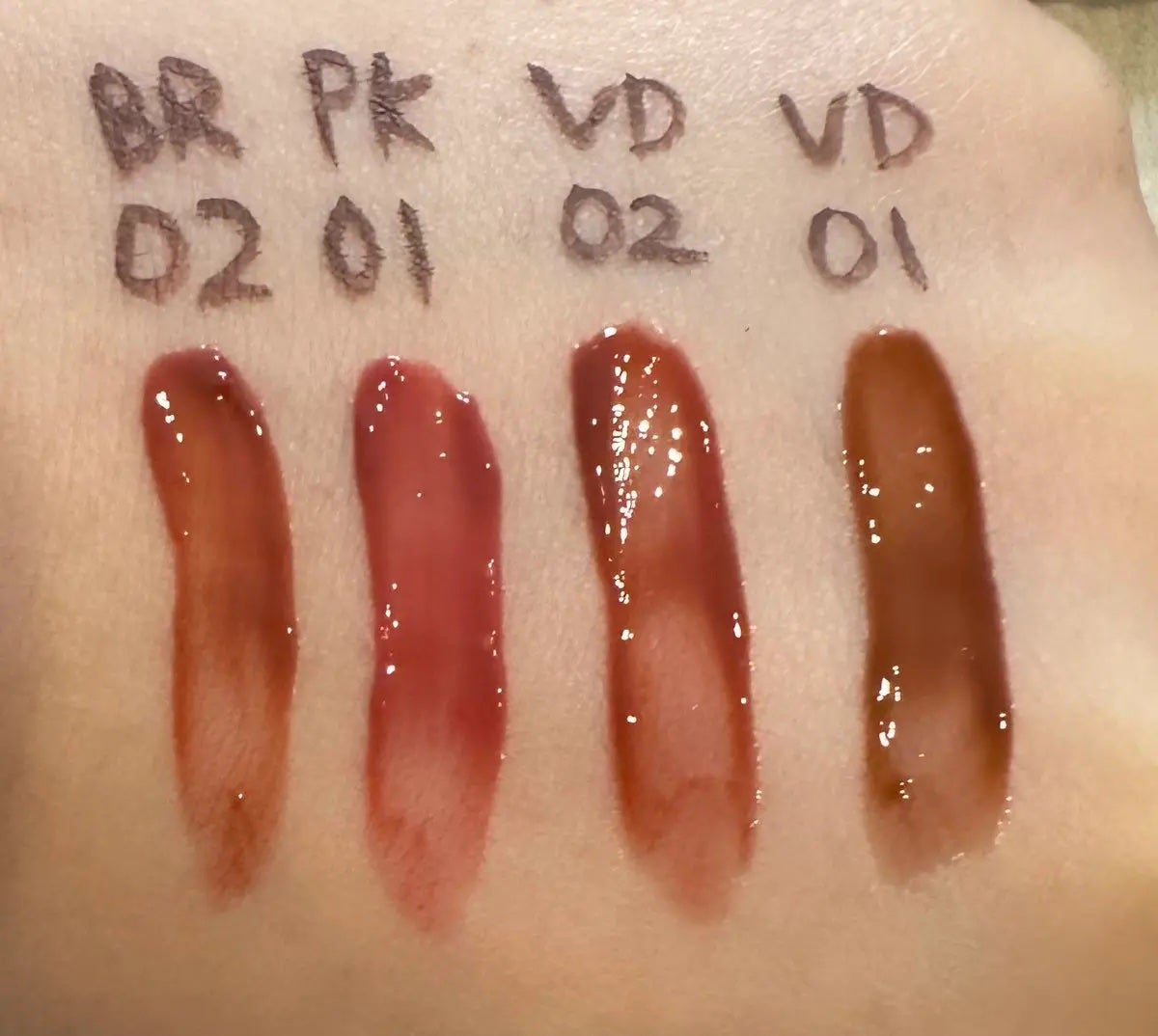 アンドバイロムアンド グラッシーボムティント/&nd by rom&nd/リップティントを使ったクチコミ(3枚目)