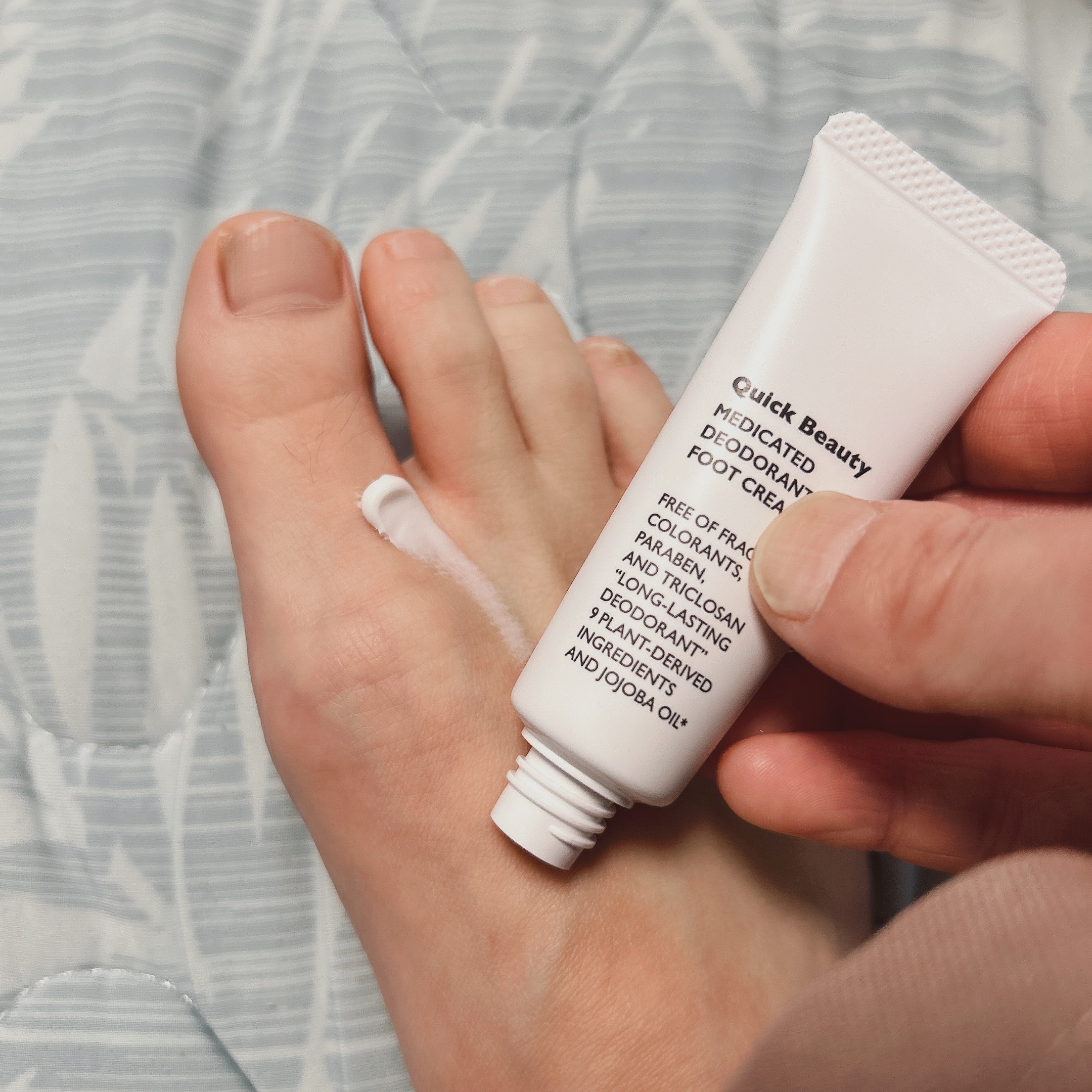 QB 薬用デオドラントフットクリーム 40C/クイックビューティー/デオドラント・制汗剤を使ったクチコミ（2枚目）