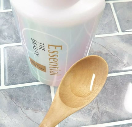 エッセンシャル プレミアム ウォータートリートメント EXスムース/エッセンシャル/アウトバストリートメントを使ったクチコミ(3枚目)