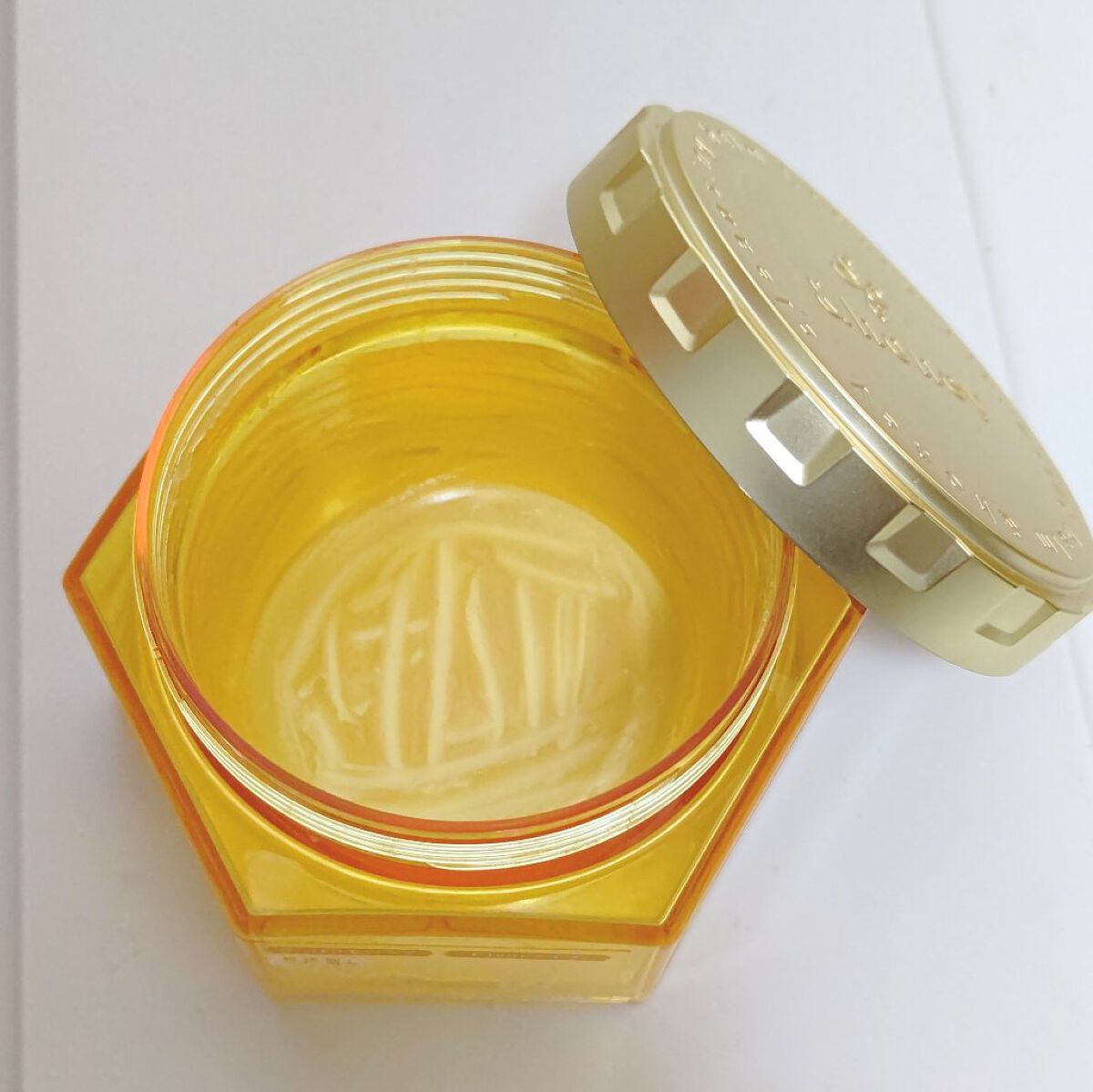 スーパーリッチシャイン ストレートビューティー うねりケアトリートメント/LUX/洗い流すヘアトリートメントを使ったクチコミ（2枚目）