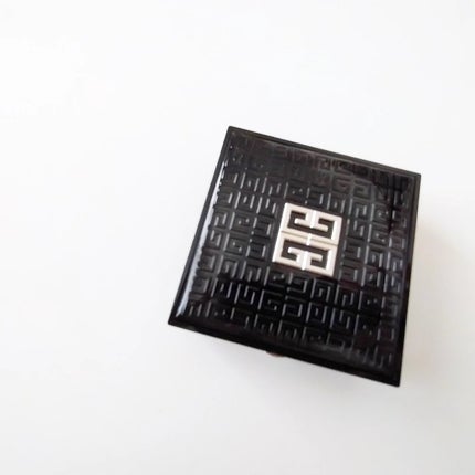 プリズム・リーブル・スキンケアリング・グロウ・クッション/GIVENCHY/クッションファンデーションを使ったクチコミ(2枚目)