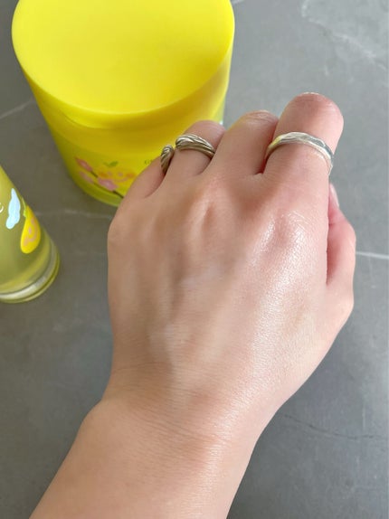 グリーンタンジェリン ビタC ダークスポットケアセラム/goodal/美容液を使ったクチコミ(7枚目)