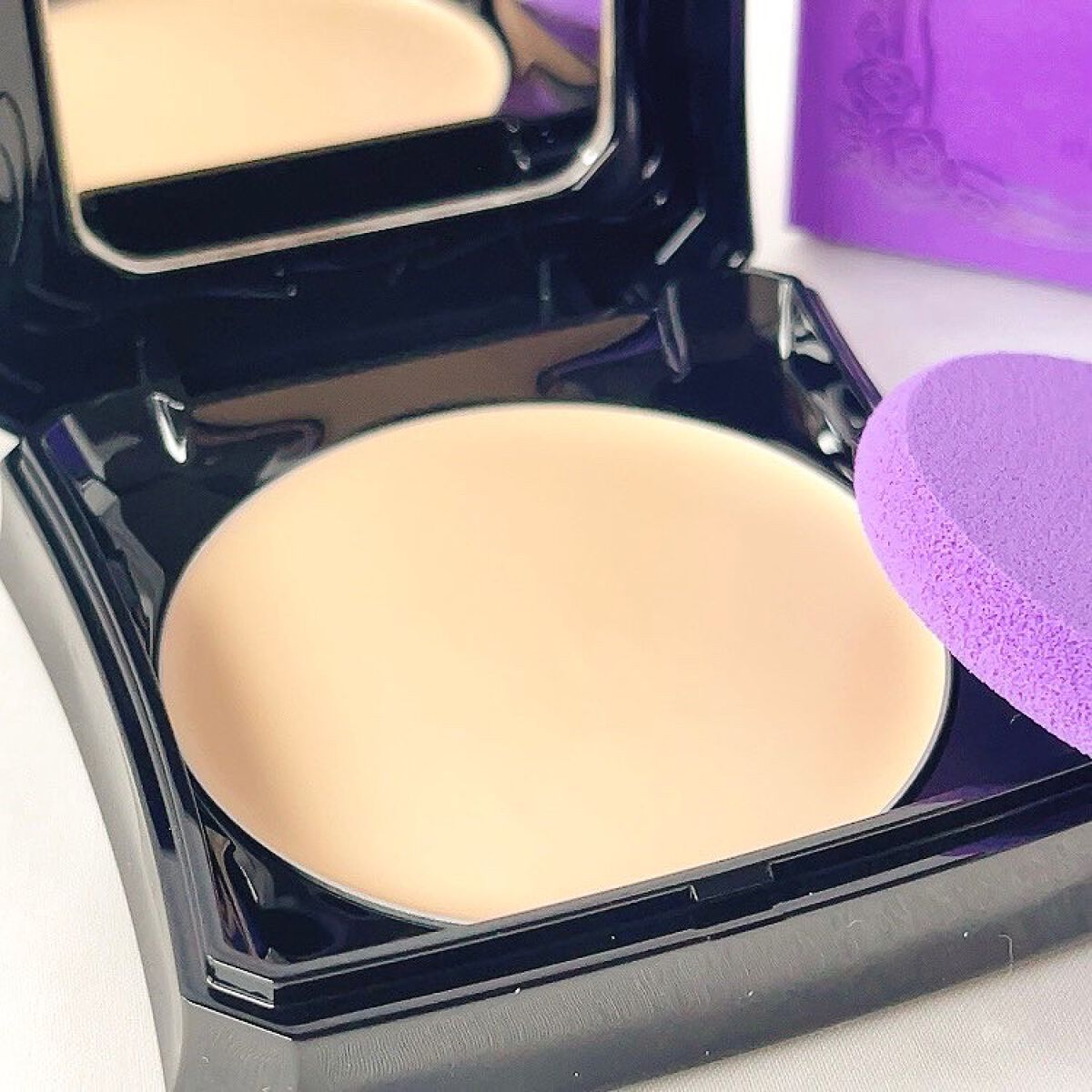 メイクアップ 00/ANNA SUI/パウダーファンデーションを使ったクチコミ（3枚目）