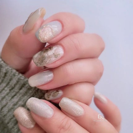 #セルフネイル,#マグネットネイルのネイルデザイン