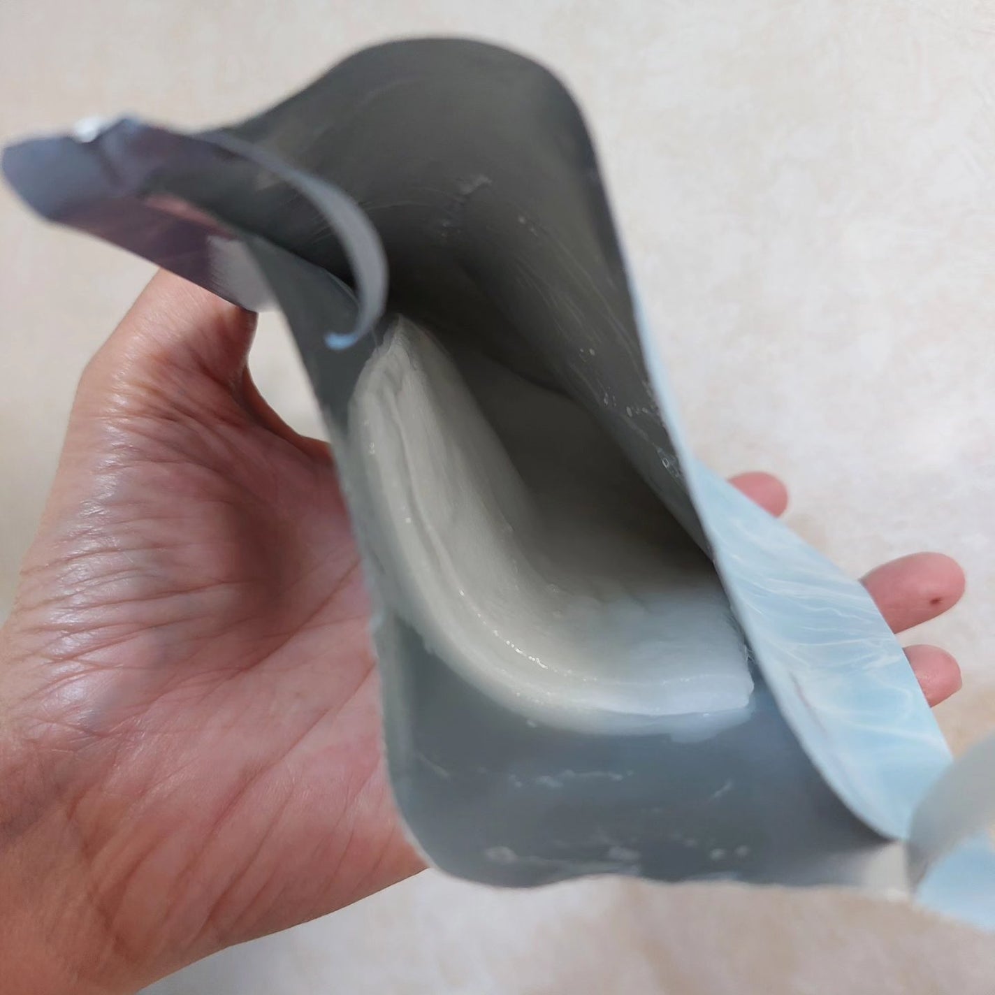 ぷるるんフェイスマスク/SHIRORU/シートマスク・パックを使ったクチコミ(2枚目)