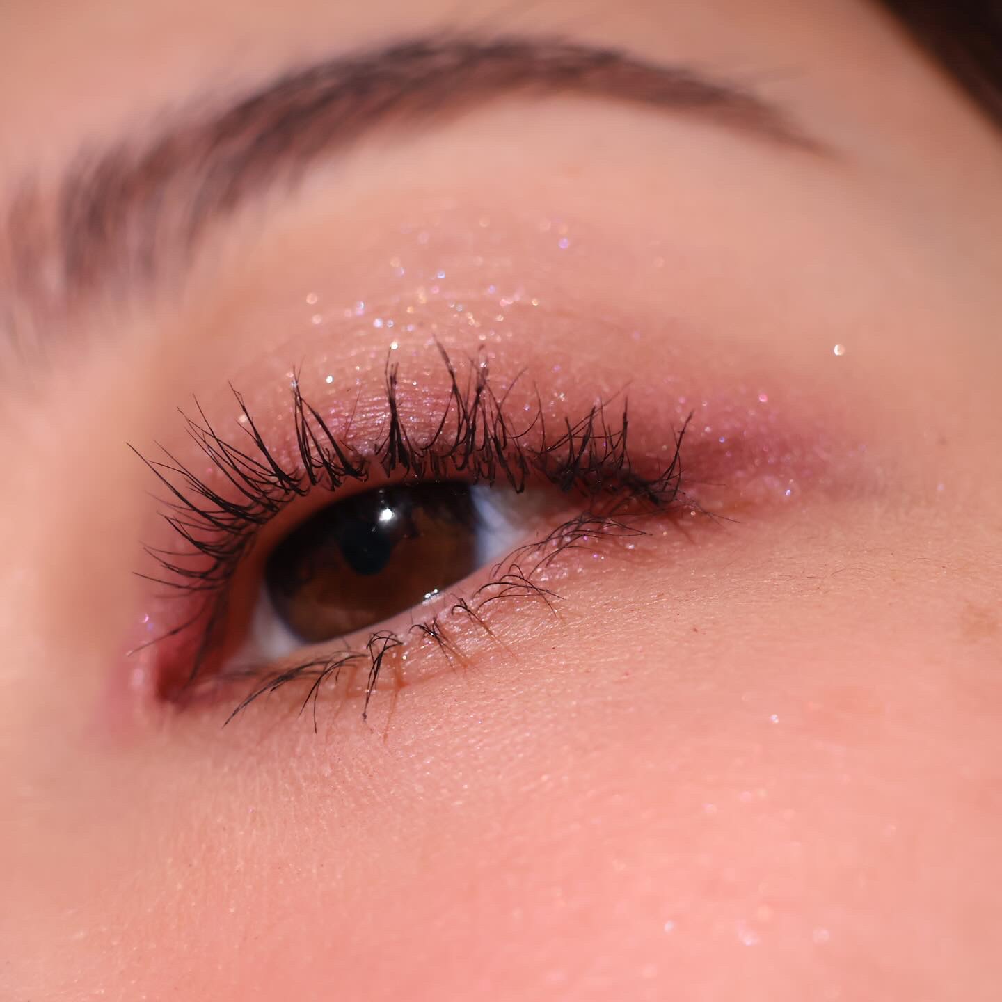 ムードインハンサーリップグロウ LW003 プレジャーズ(ホリデー限定)/hince/口紅を使ったクチコミ（2枚目）