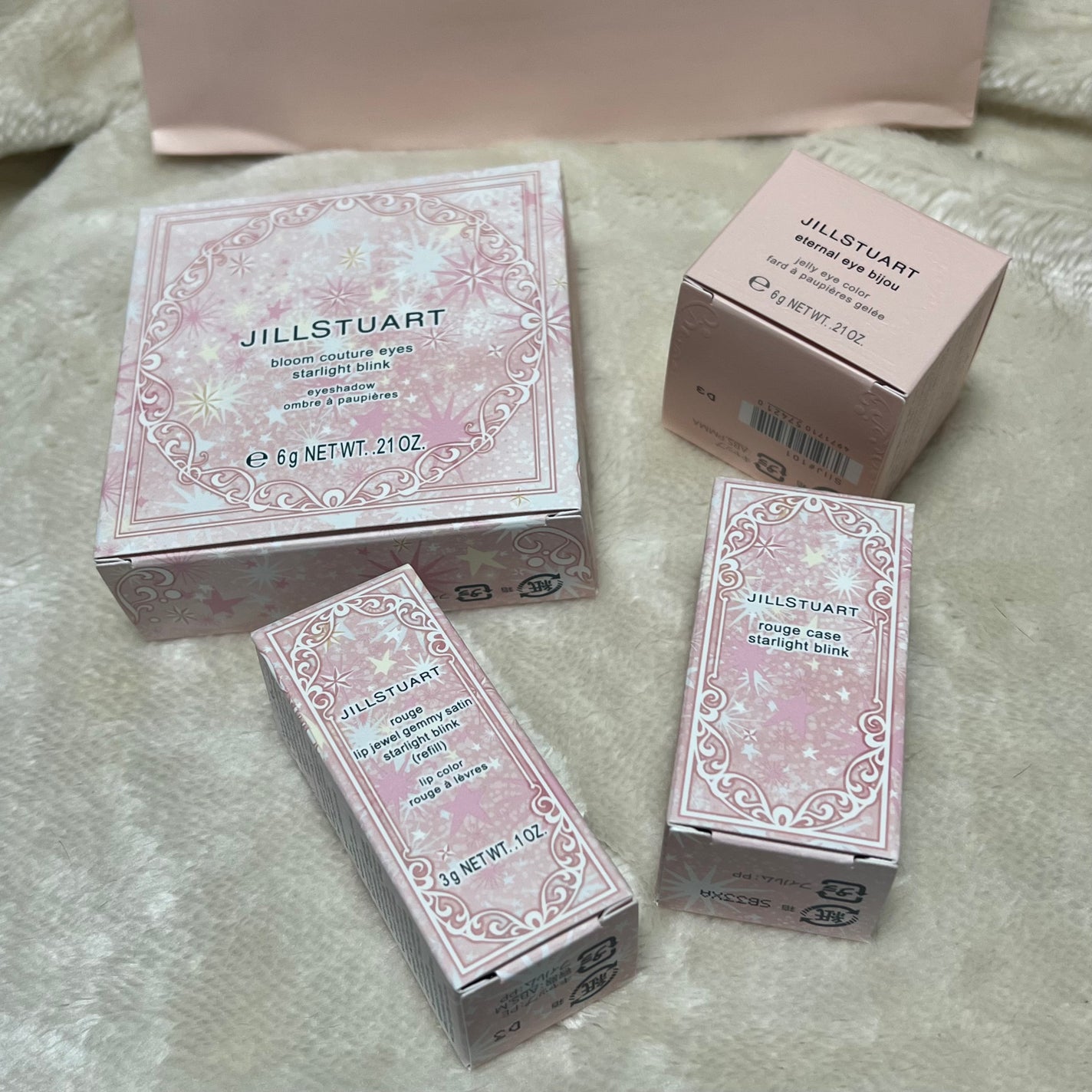 ルージュ リップジュエル ジェミーサテン/JILL STUART/口紅を使ったクチコミ(2枚目)