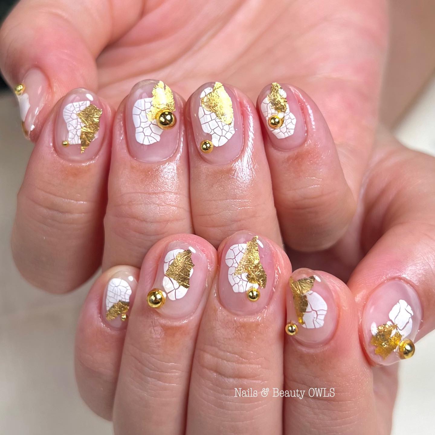 #カラフルネイル,#個性的ネイル,#個性派ネイル,#シンプルネイル,#凸凹ネイル,#韓国ネイル,#ニュアンスネイル,#ゴールドネイル,#クラックネイルのネイルデザイン