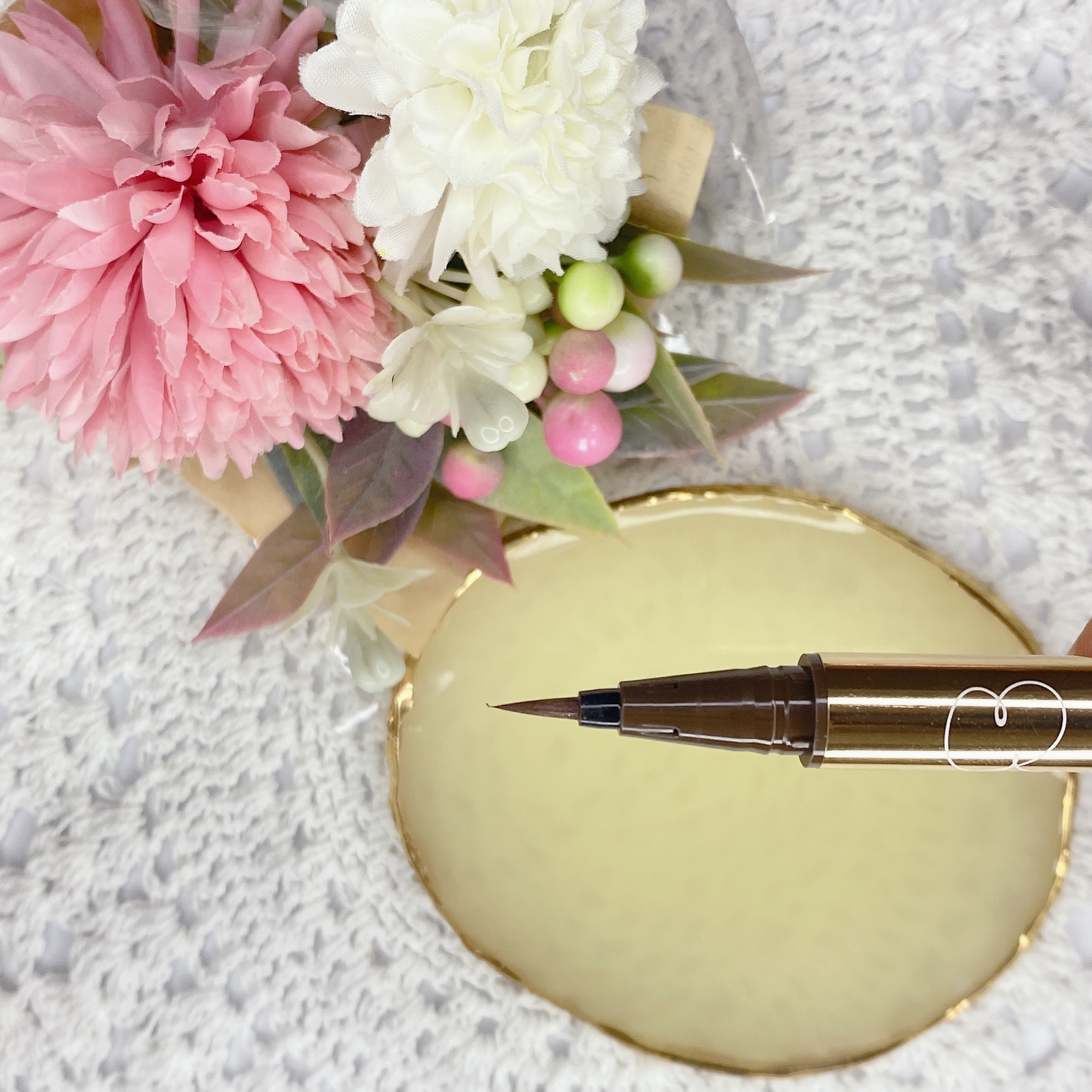 リキッドアイライナーR4 ブラウン/ラブ・ライナー/リキッドアイライナーを使ったクチコミ（3枚目）