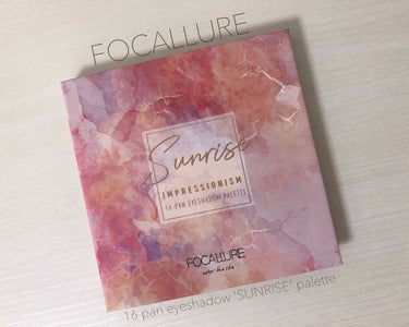 FOCALLURE Sunrise16色アイシャドウパレットのクチコミ「FOCALLURE
Sunrise16色アイシャドウパレット

FOCALLUREは中国コスメ.....」（1枚目）