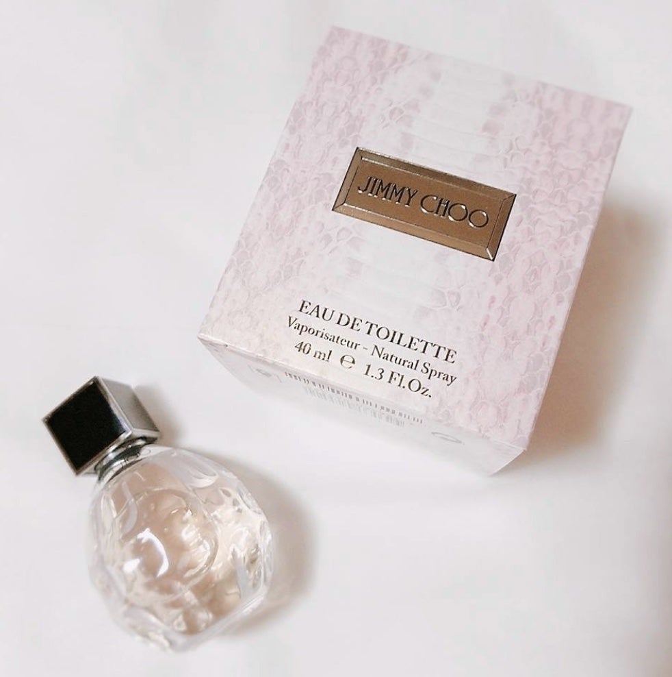 aya on LIPS 「人とあまり被りたくないけど万人ウケする香りが欲しいなと思ってい..」(1枚目)