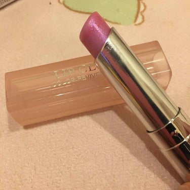 Dior アディクトリップグロウ  
009ホロパープル(限定)

少し前に、LIPSでたまたま投稿を見つけて色に一目惚れ😳
丁度。次に買うリップはキラキラしたものに！と決めていたので即購入しました。
