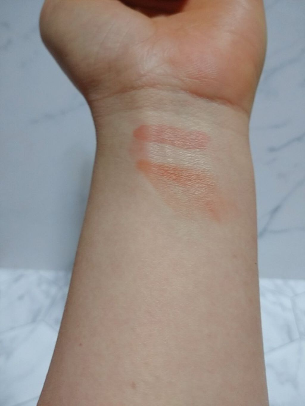  ワンダー リップティント オレンジブロッサム(ORANGE BLOSSOM)/U/CHOO/リップティントを使ったクチコミ（3枚目）