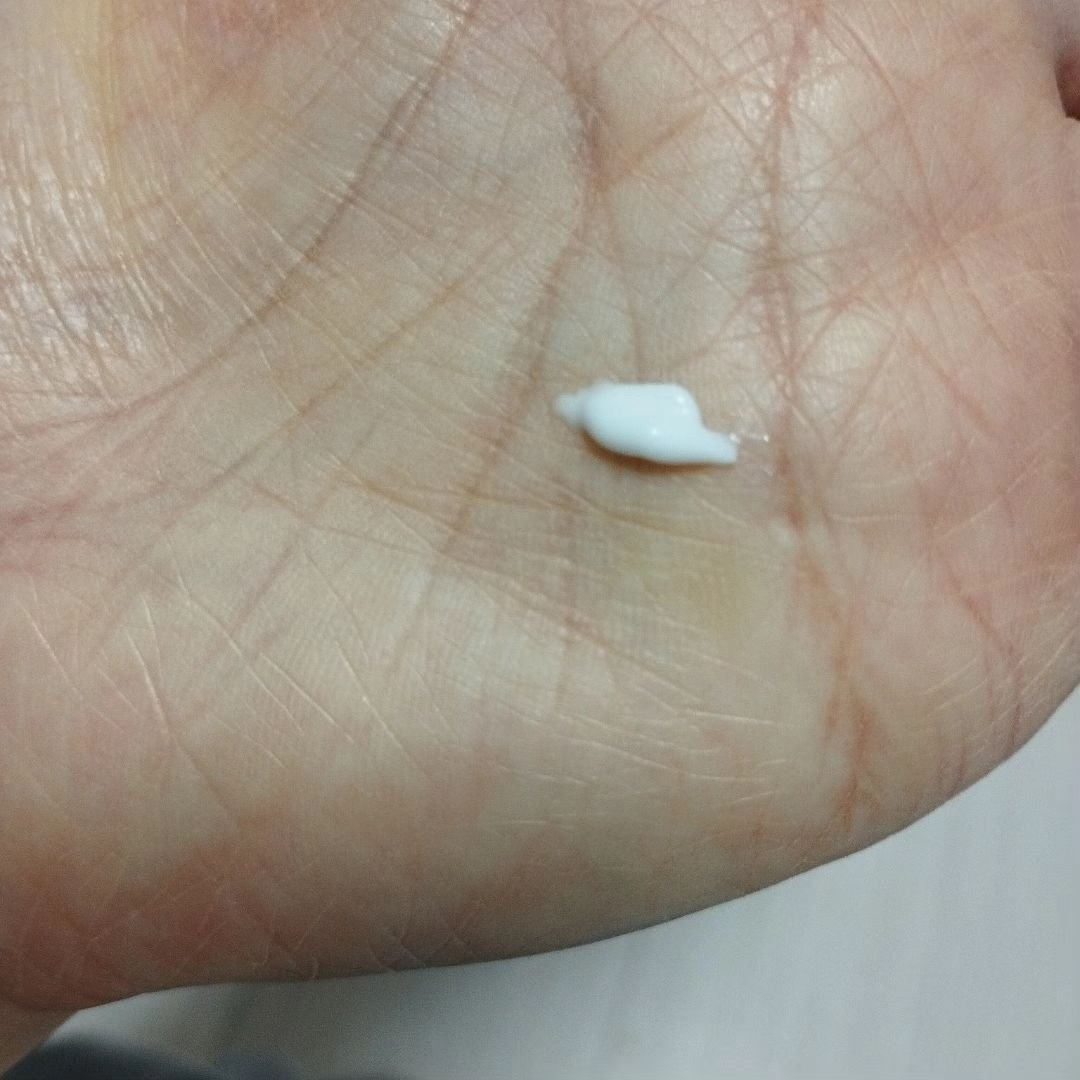 ナチュラル フェミニンミルク ローズゼラニウム/フィルミケア/ボディミルクを使ったクチコミ（2枚目）