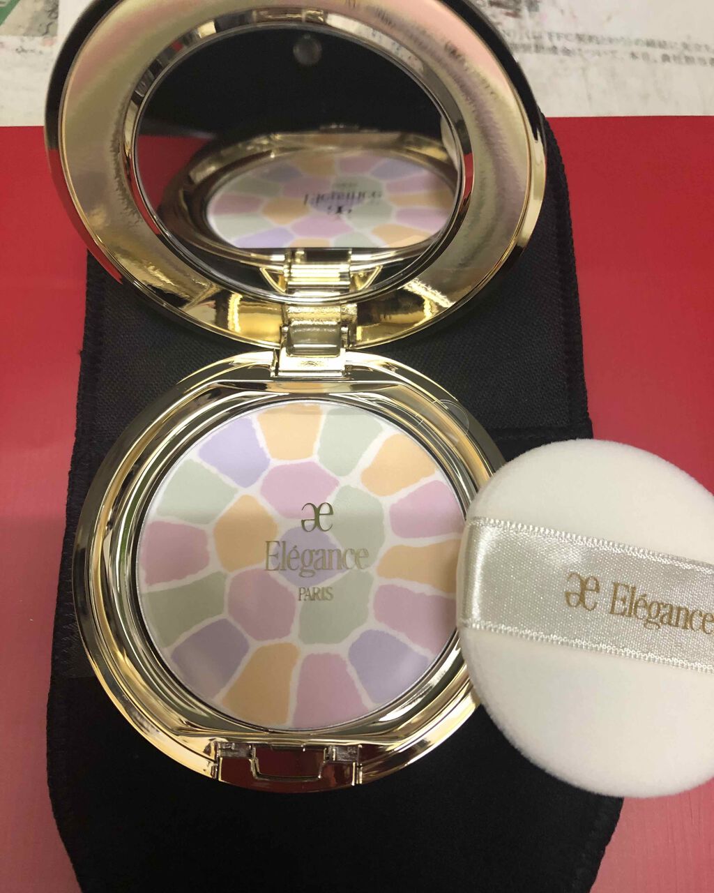 ラ プードル オートニュアンス/Elégance/プレストパウダーを使ったクチコミ(2枚目)