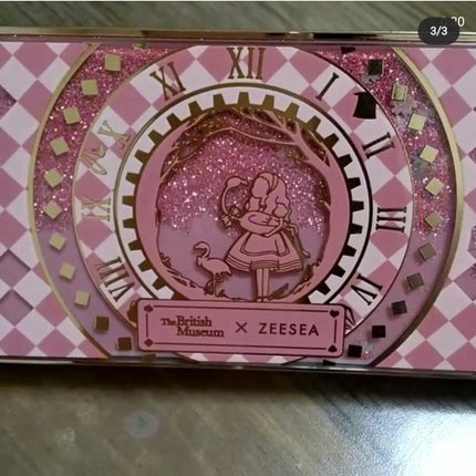 アリスドリームランドシリーズ 12色アイシャドウパレット(ZEESEA×大英博物館)/ZEESEA/アイシャドウパレットを使ったクチコミ(1枚目)
