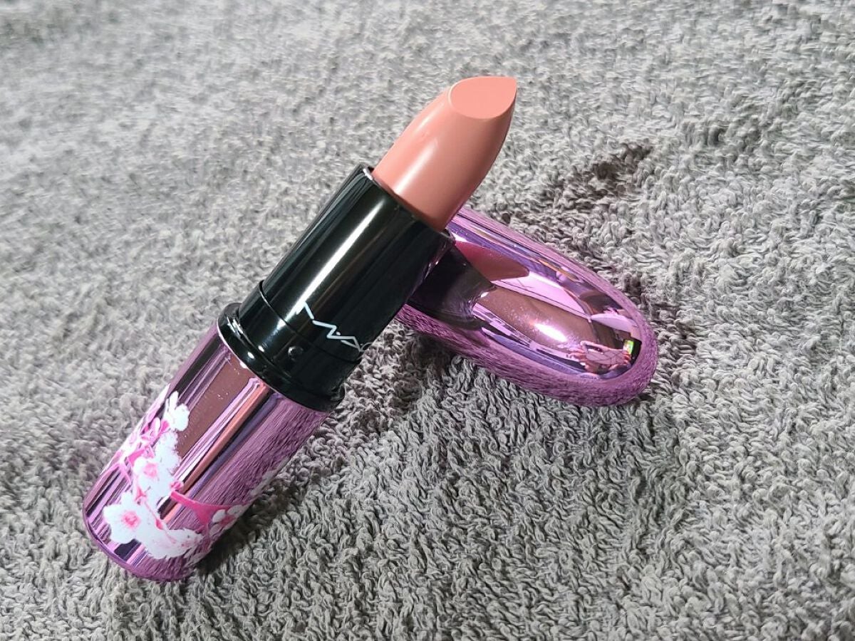 ラブ ミー リップスティック WILD CHERRY COLLECTION/M・A・C/口紅を使ったクチコミ(3枚目)