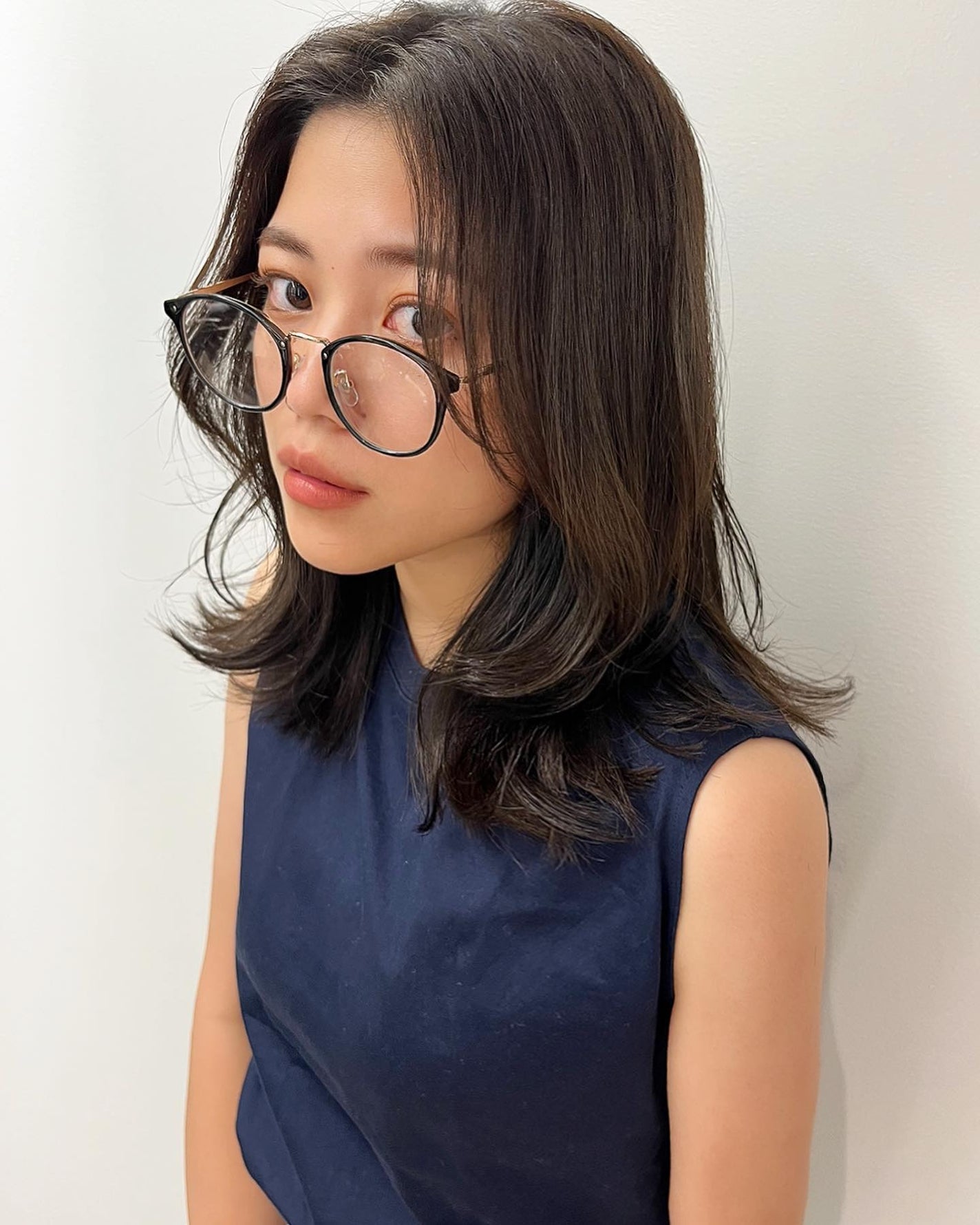 HARUNA on LIPS 「ミディアムたっぷりレイヤー✨...肌馴染みの良いカラー✨☀️...」(3枚目)