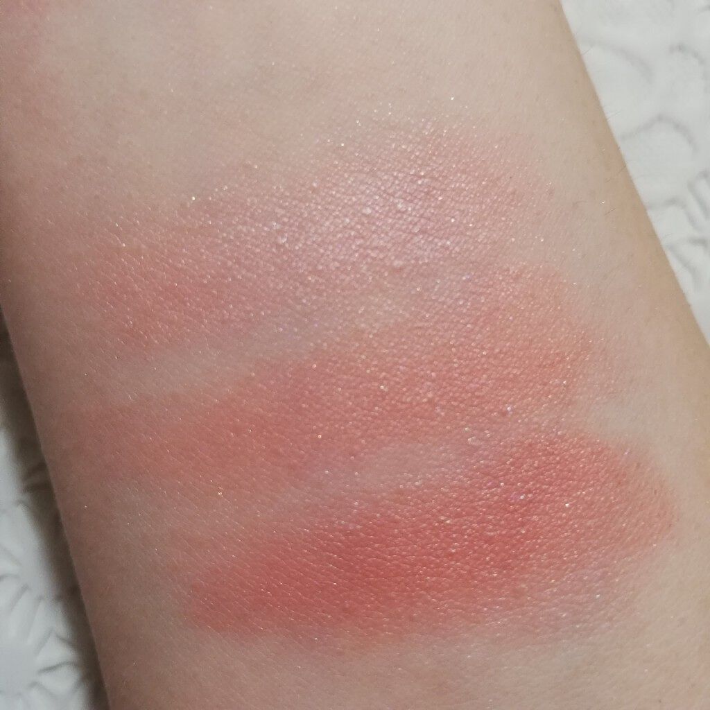 オーラティック ブラッシュ/excel/パウダーチークを使ったクチコミ（2枚目）