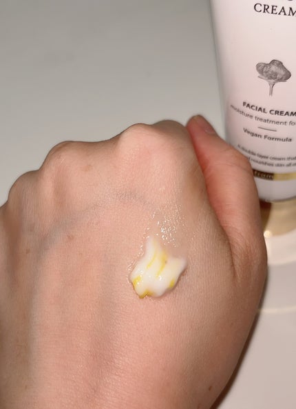 ホワイトトリュフダブルモイスチャークリーム/ダルバ/フェイスクリームを使ったクチコミ(5枚目)