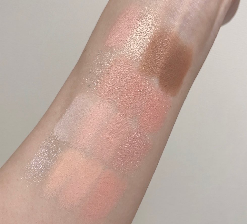 ソフトブラーリングアイパレット/wakemake/アイシャドウパレットを使ったクチコミ（2枚目）