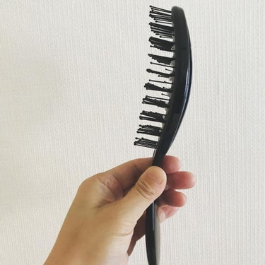 ウェットブラシ スピードドライのクチコミ「#WetBrush(#ウェットブラシ) #スピードドライ #ヘアブラシ #ブラック
軽く#簡単.....」（3枚目）