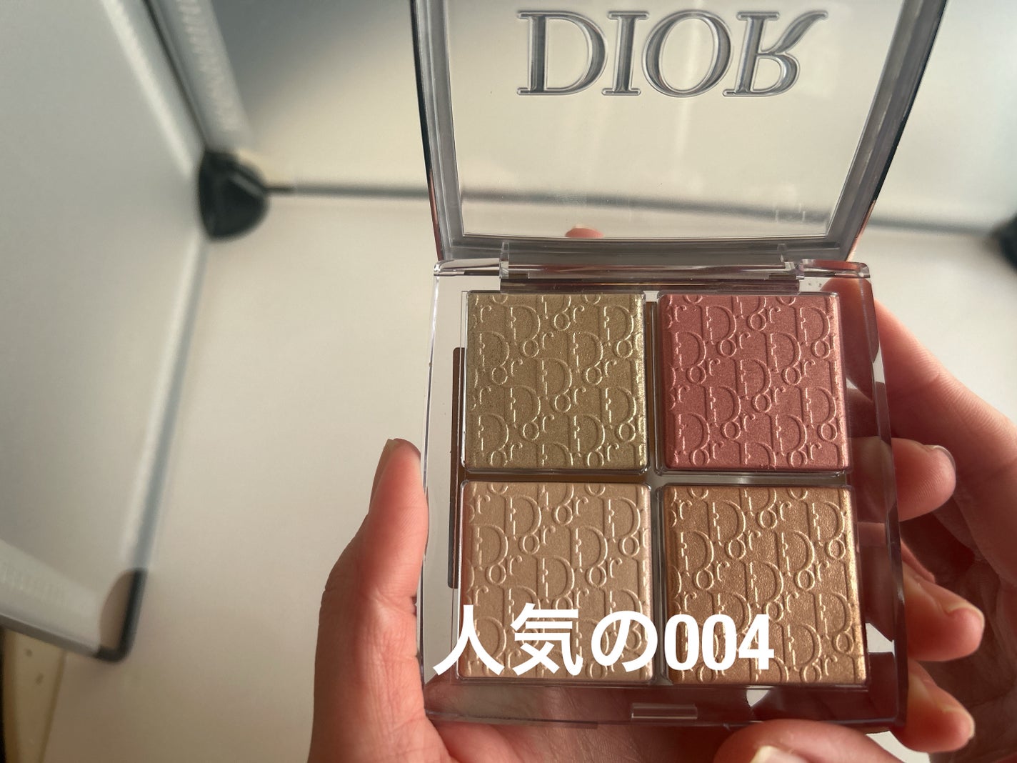 ディオール バックステージ フェイス グロウ パレット/Dior/ハイライトを使ったクチコミ(2枚目)