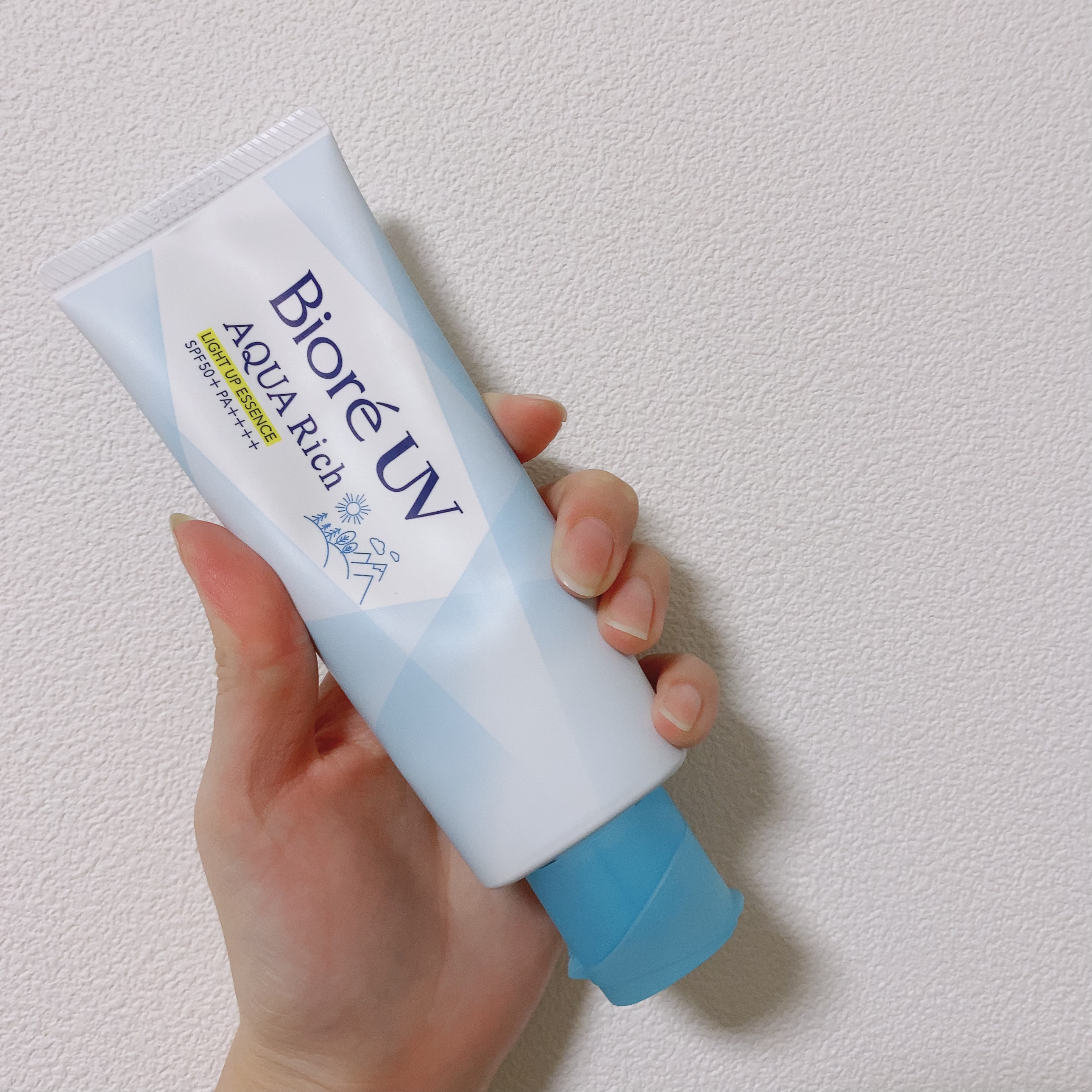 ビオレUV アクアリッチ ライトアップエッセンス/ビオレ/日焼け止めクリームを使ったクチコミ（1枚目）
