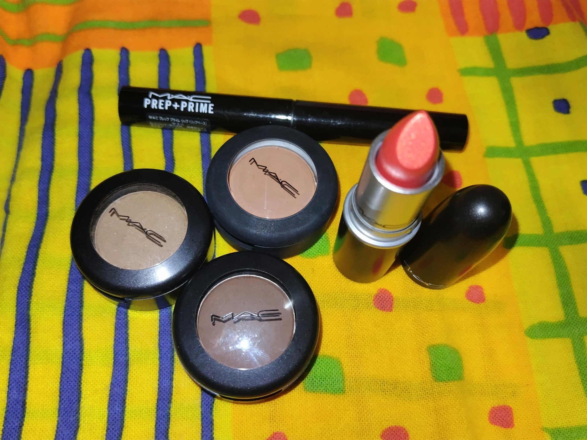 パウダー キス アイシャドウ/M・A・C/単色アイシャドウを使ったクチコミ（1枚目）