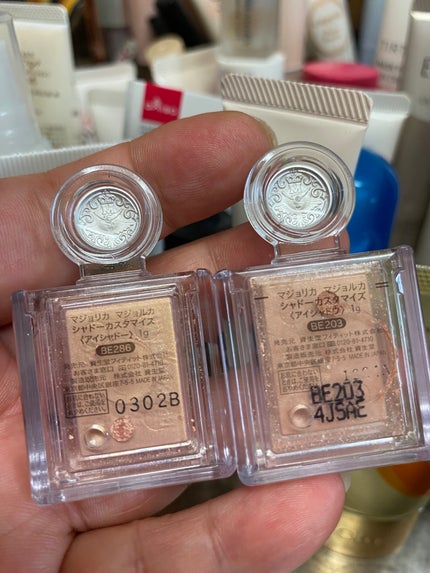 シャドーカスタマイズ/MAJOLICA MAJORCA/単色アイシャドウを使ったクチコミ(2枚目)