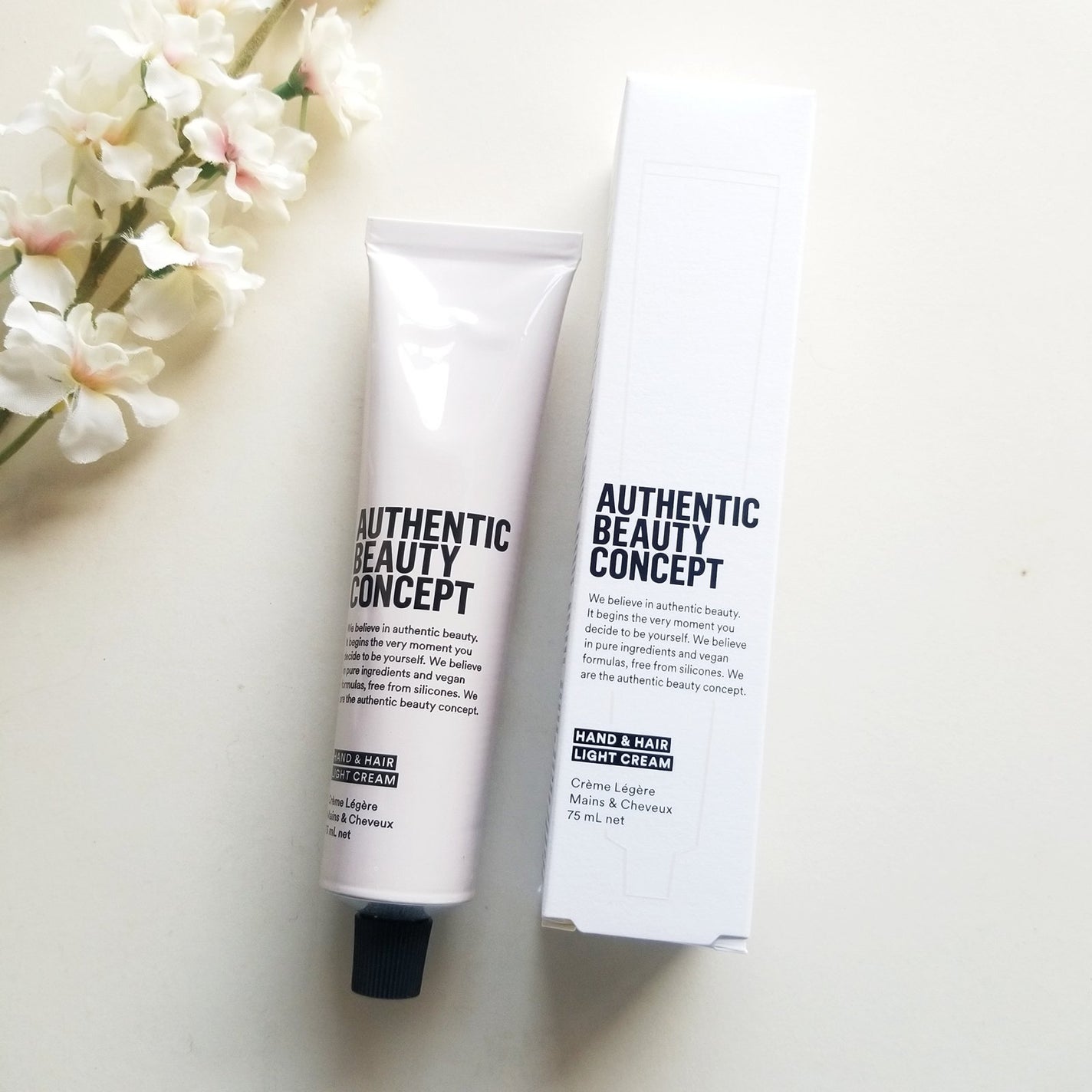 ハンド&ヘア ライトセラム/AUTHENTIC BEAUTY CONCEPT/ハンドクリームを使ったクチコミ(1枚目)