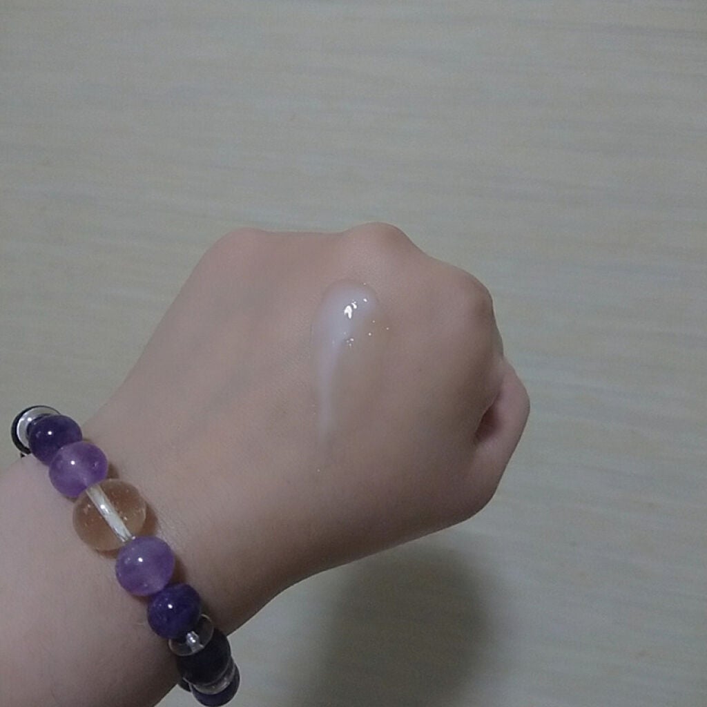 バタフライクイーン ゴールドエクストラ/フェイシャルコスメティック研究所/オールインワン化粧品を使ったクチコミ(3枚目)