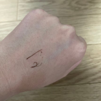 「密着アイライナー」ショート筆リキッド/デジャヴュ/リキッドアイライナーを使ったクチコミ(3枚目)