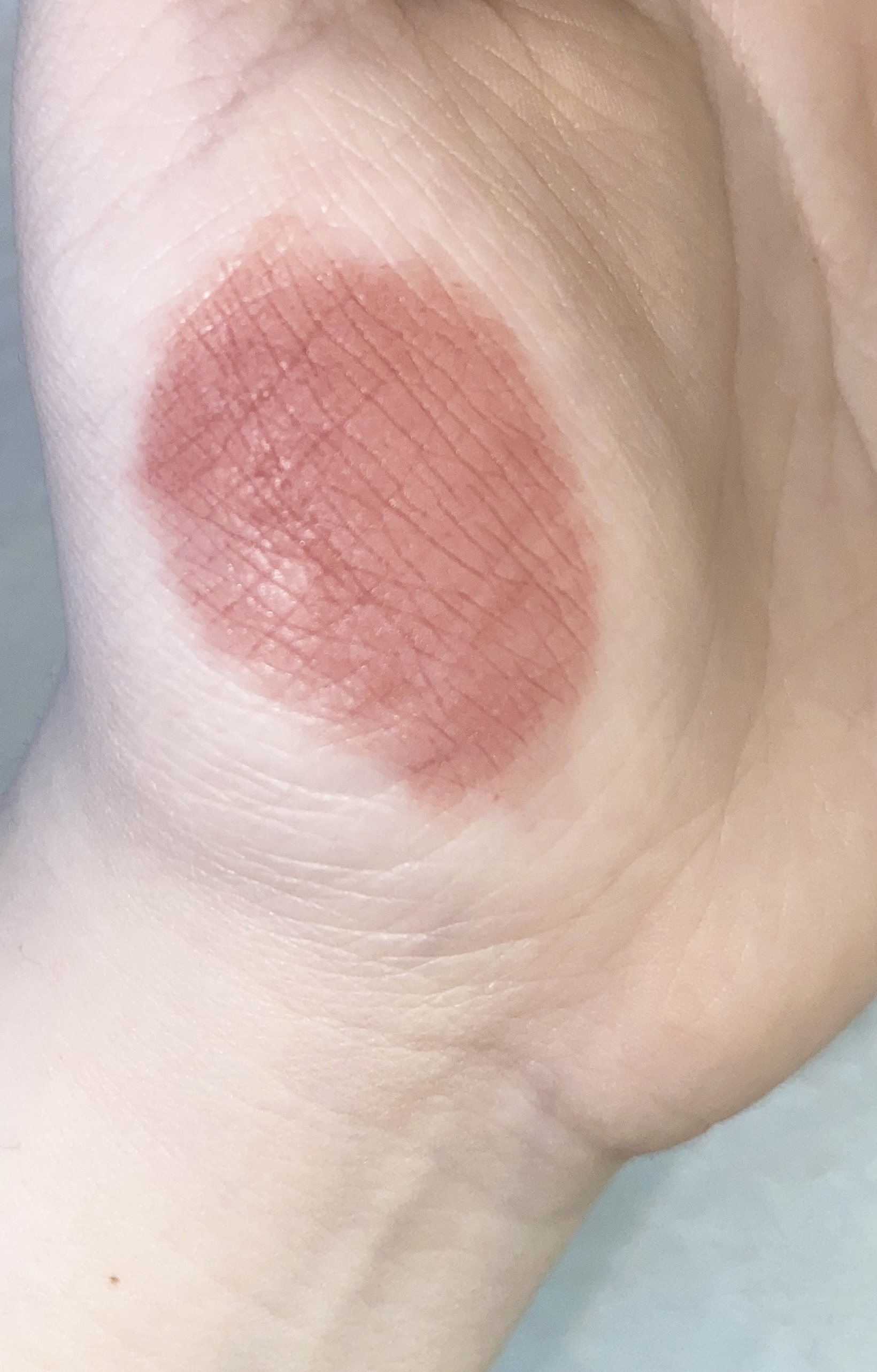 スーパーマットリップ＆チークマッド/INTO U/口紅を使ったクチコミ（2枚目）