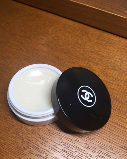 イドゥラ ビューティ リップ バーム/CHANEL/リップバームを使ったクチコミ(1枚目)