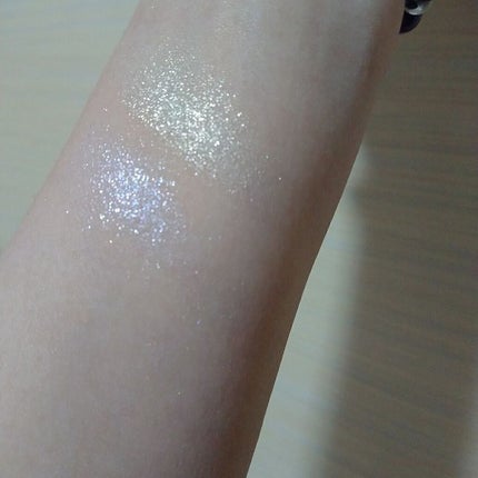 プリズム パウダーアイカラー/リンメル ロンドン/単色アイシャドウを使ったクチコミ(3枚目)