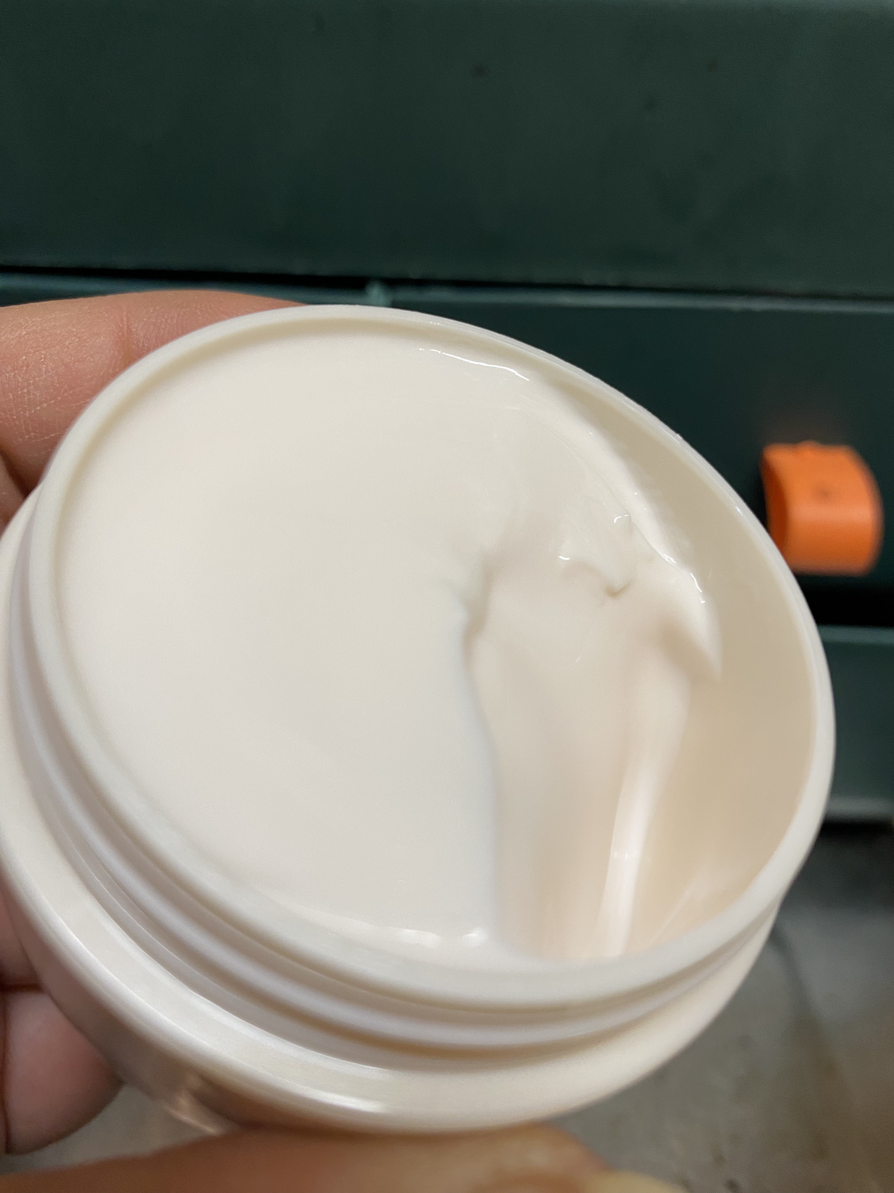 デイスキンコンフォート/excel/フェイスクリームを使ったクチコミ（3枚目）