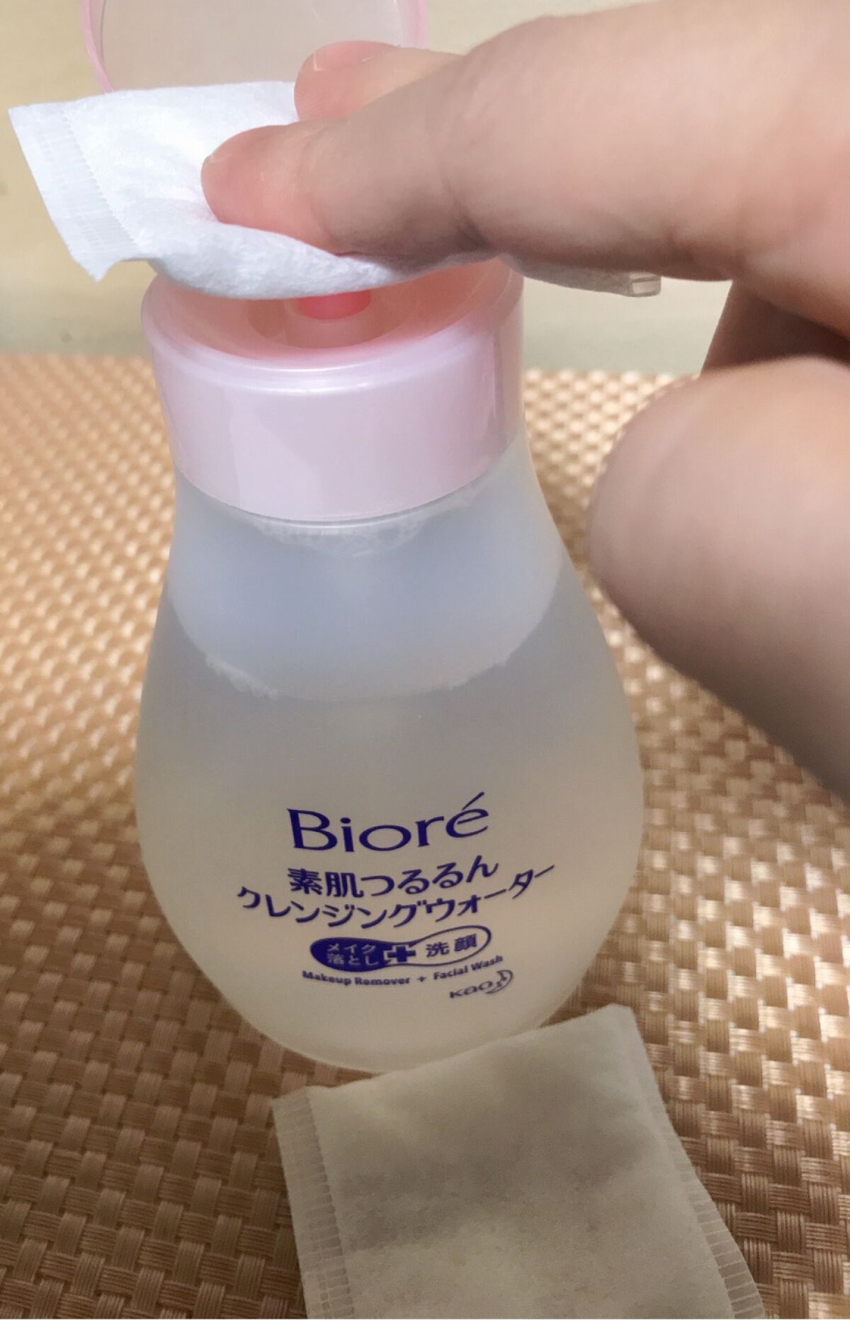 試してみた】ビオレ 素肌つるるんクレンジングウォーターの効果・肌質