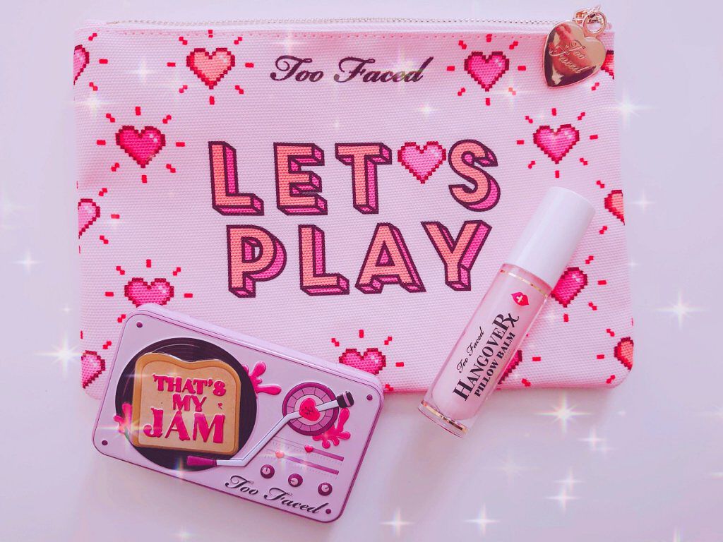 ～トゥー フェイスド ハングオーバー～ ピロー バーム リップ トリートメント/Too Faced/リップ美容液を使ったクチコミ（1枚目）