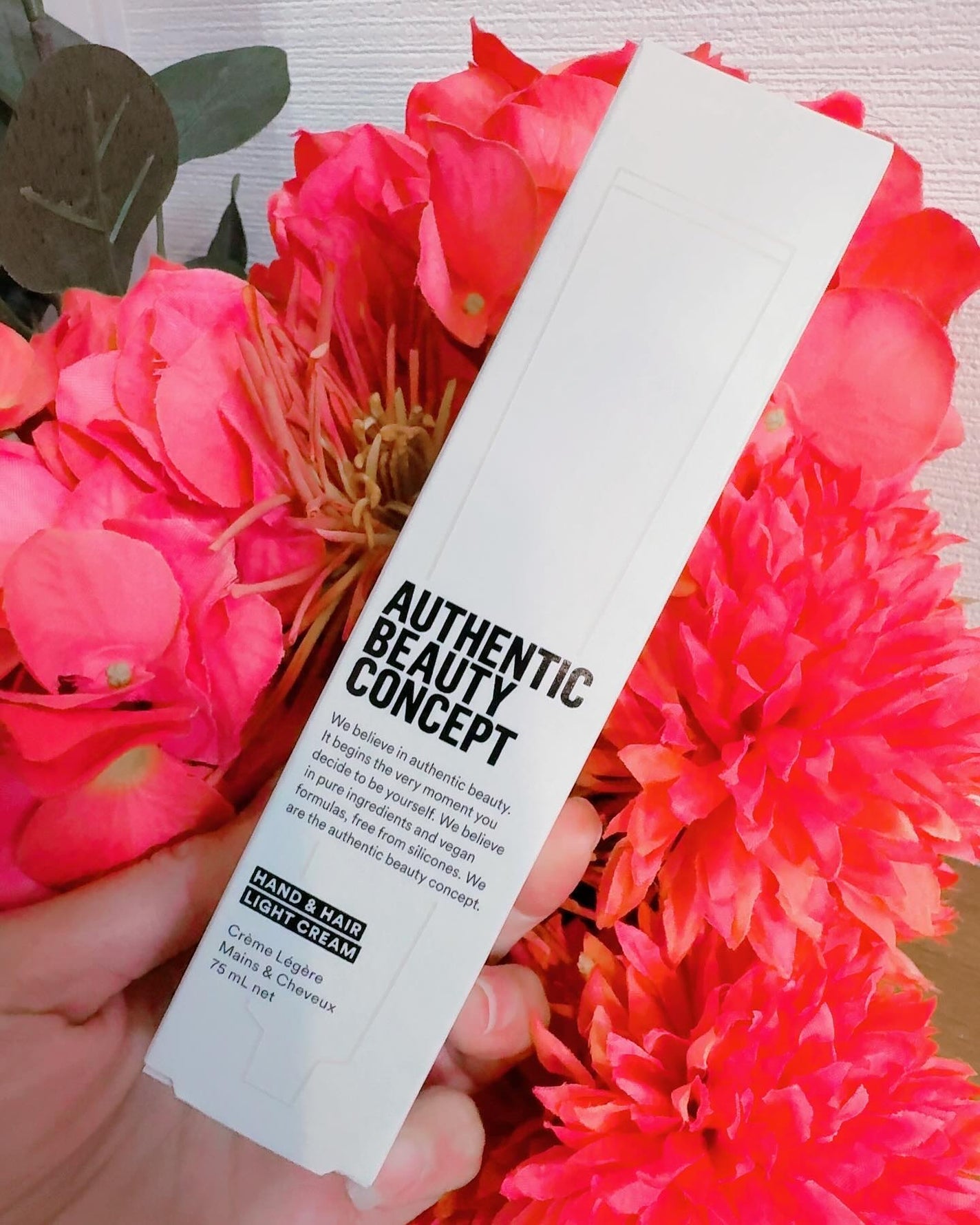 ハンド&ヘア ライトセラム/AUTHENTIC BEAUTY CONCEPT/ハンドクリームを使ったクチコミ(1枚目)