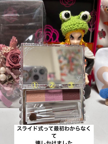 JILL STUART ジルスチュアート ニュアンスブロウパレットのクチコミ「もうコスメしばらく買わない買わないと言っておきながら、ピンク髪にしたこともありJILL STU.....」(2枚目)