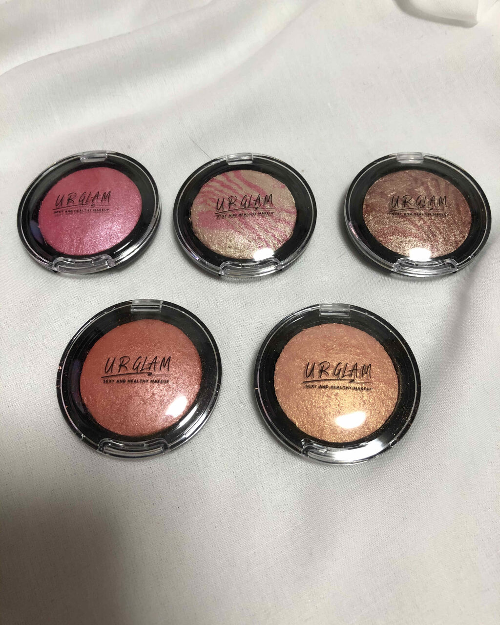 UR GLAM　EYE & CHEEK COLOR/U R GLAM/単色アイシャドウを使ったクチコミ（1枚目）