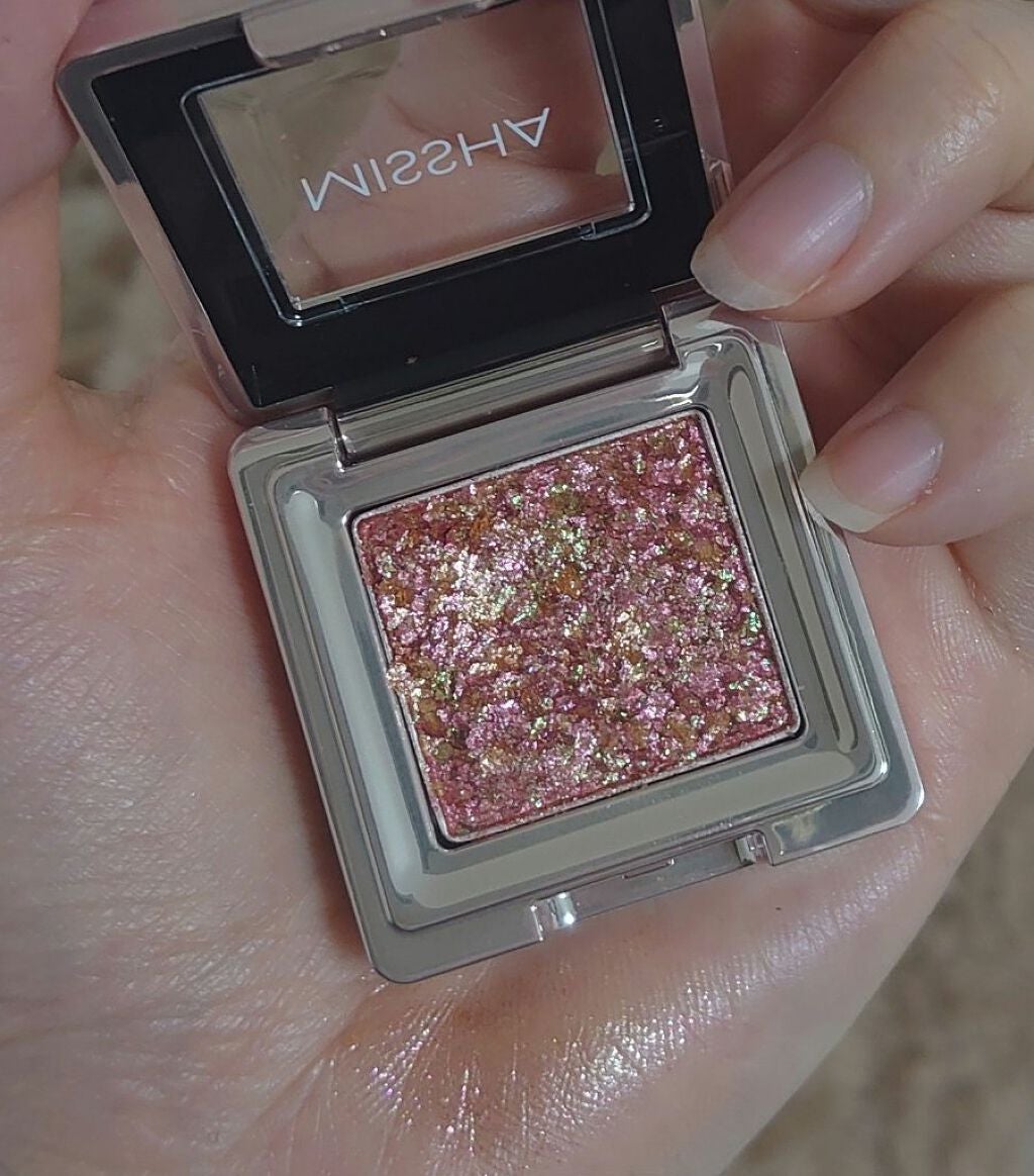 グリッタープリズム シャドウ/MISSHA/グリッターを使ったクチコミ(2枚目)